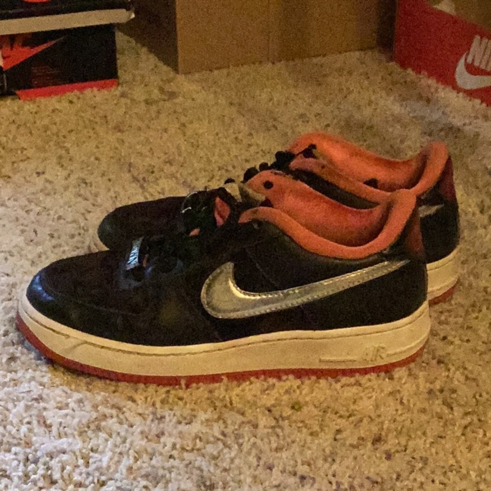 Used Nike 1 premium Houston air forces h-town. Bad condition